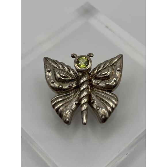 JUDITH RIPKA Sterling Silver 925 vermeil & Peridot Small Butterfly Brooch Pin - Picture 1 of 7